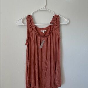 Women's Sleeveless Top in Rust